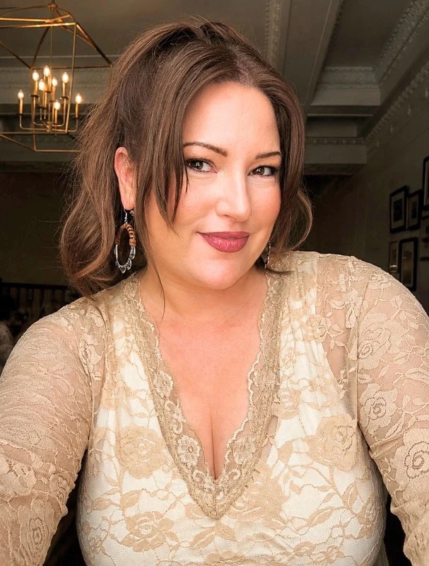Catrina Joy in an elegant portrait